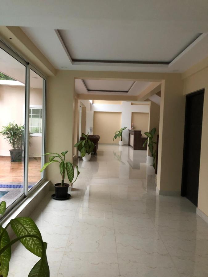 Hotel Centro カラングート エクステリア 写真